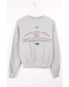 VINTAGE NEW ENGLAND PATRIOTS SWEATER (XS)