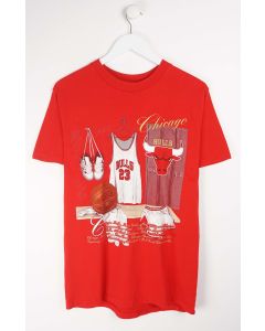 VINTAGE CHICAGO BULLS T-SHIRT (S)